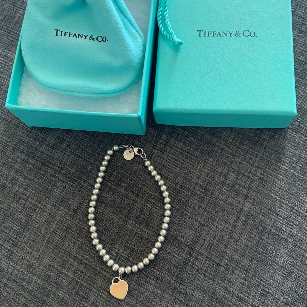 Tiffany & Co. Return to Tiffany Bead Bracelet